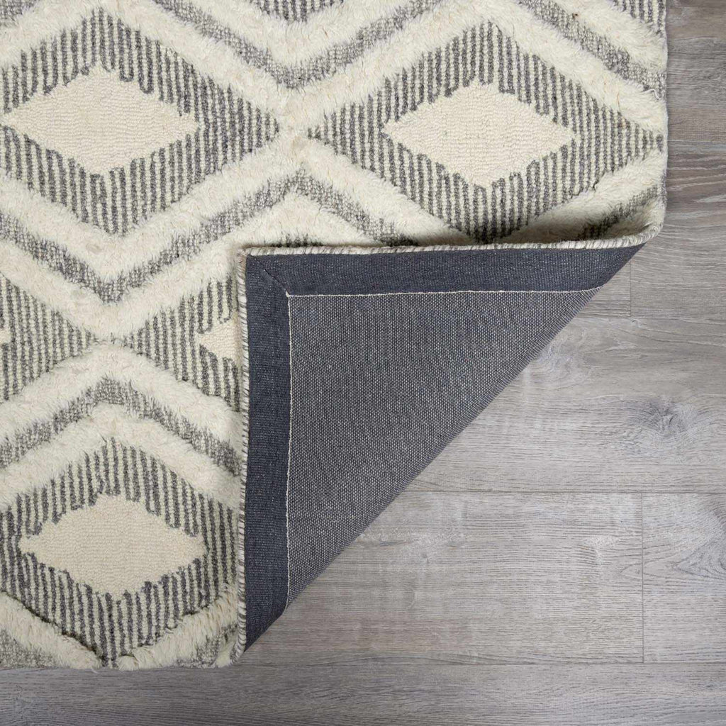 Boncarbo Area Rug - Clearance
