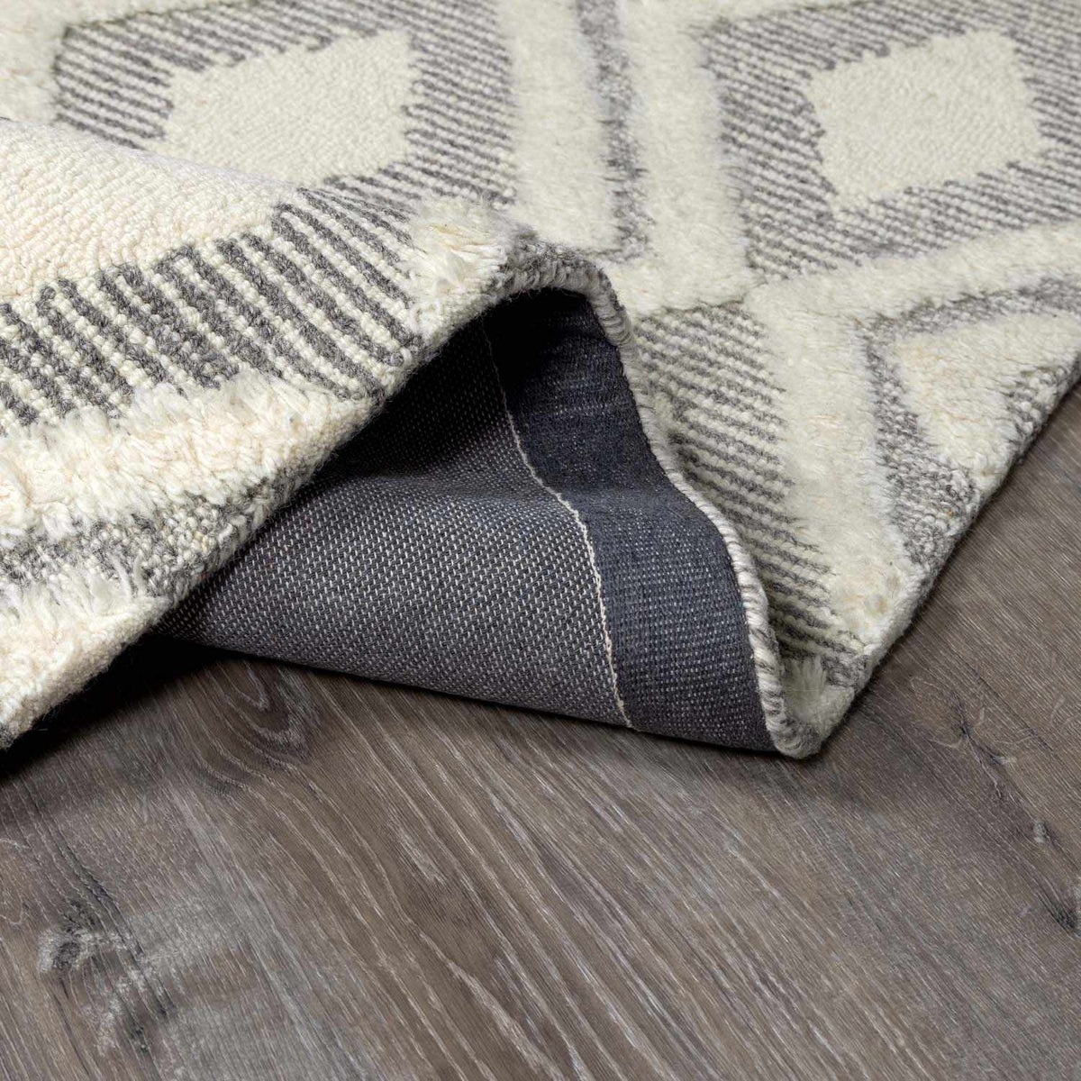 Boncarbo Area Rug - Clearance