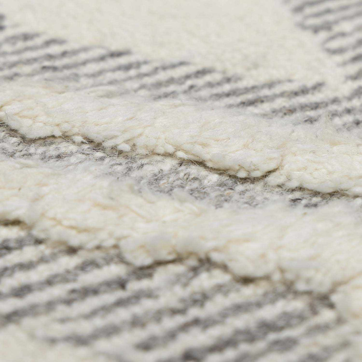 Boncarbo Area Rug - Clearance