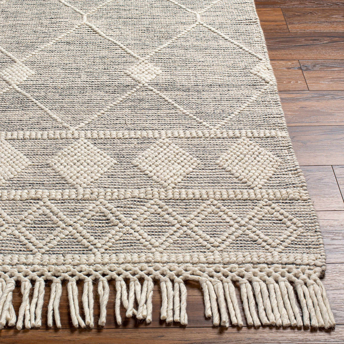 Hemingway Wool Rug with Tassels - Clearance
