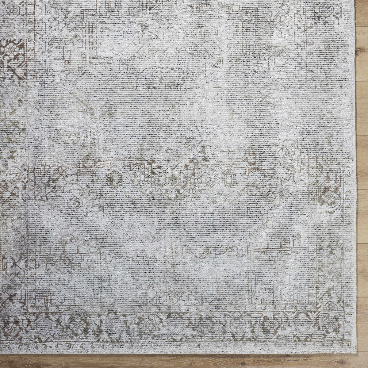 Clodia Area Rug