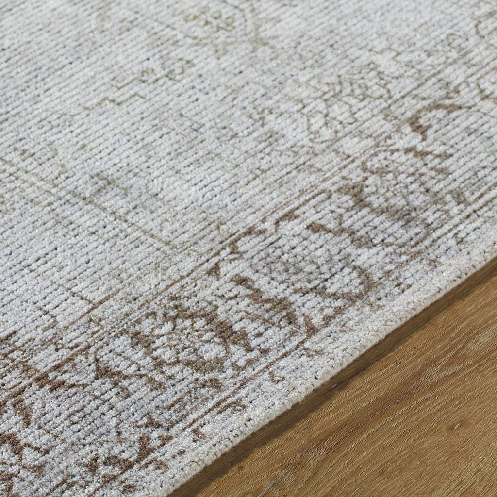 Clodia Area Rug