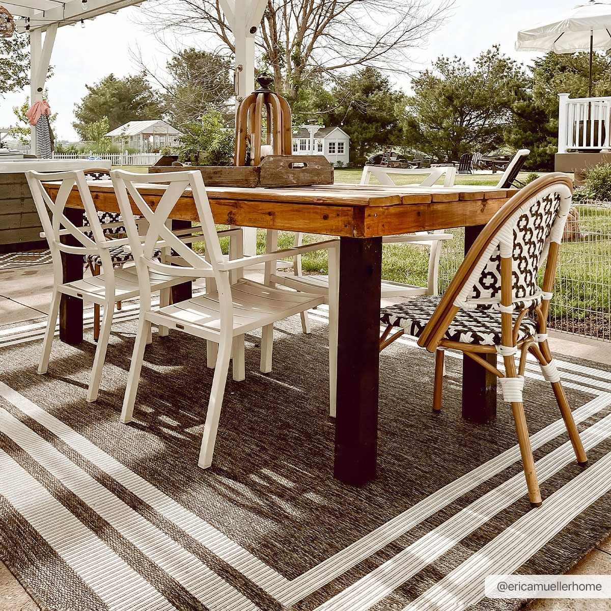 Coonamble Bordered Anthracite Outdoor Rug