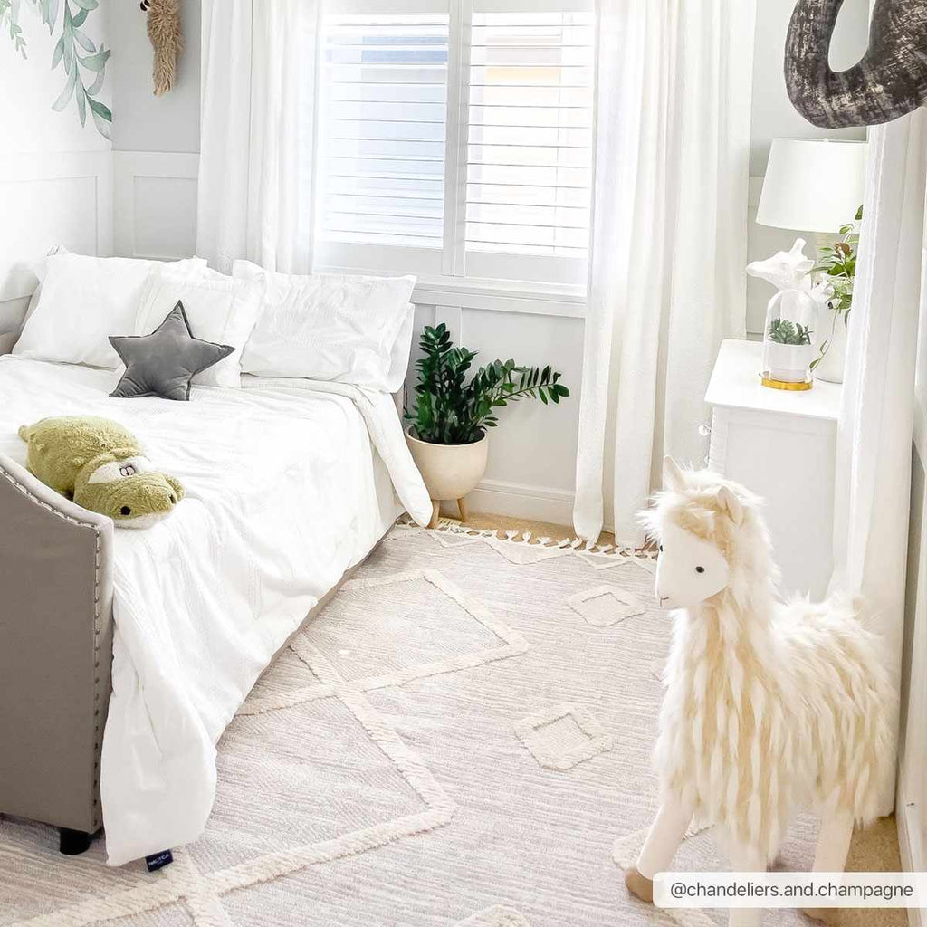 Cauldwell High/Low Pile Rug with Tassels - Clearance