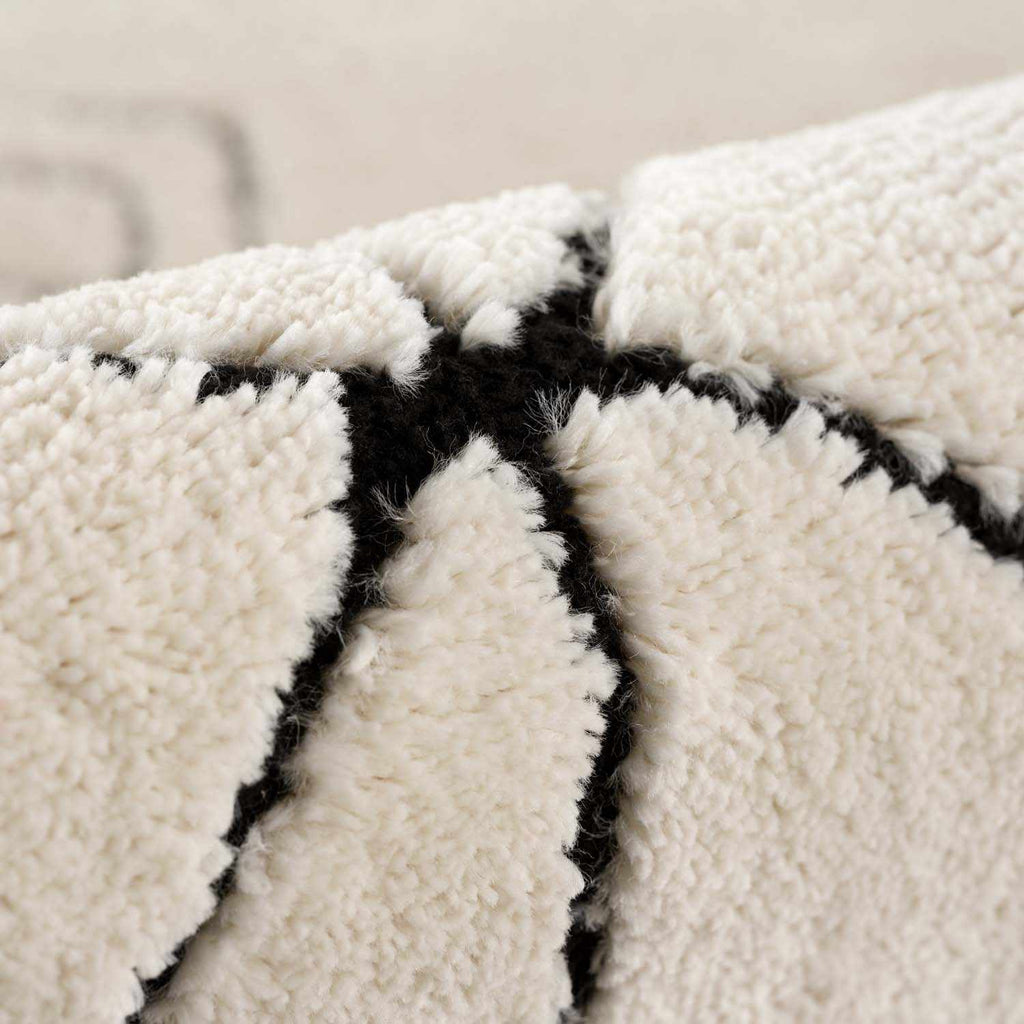 Thian Tribal Area Rug - Clearance