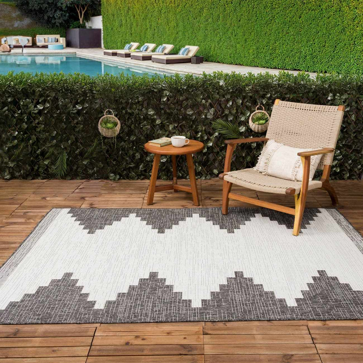 Djugun Outdoor Rug