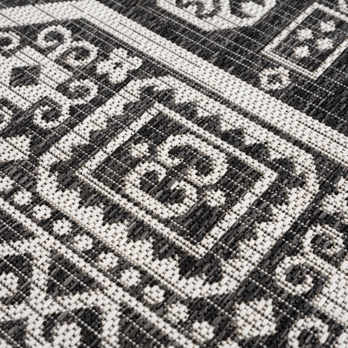 Kingscliff Nordic Outdoor Rug - Clearance