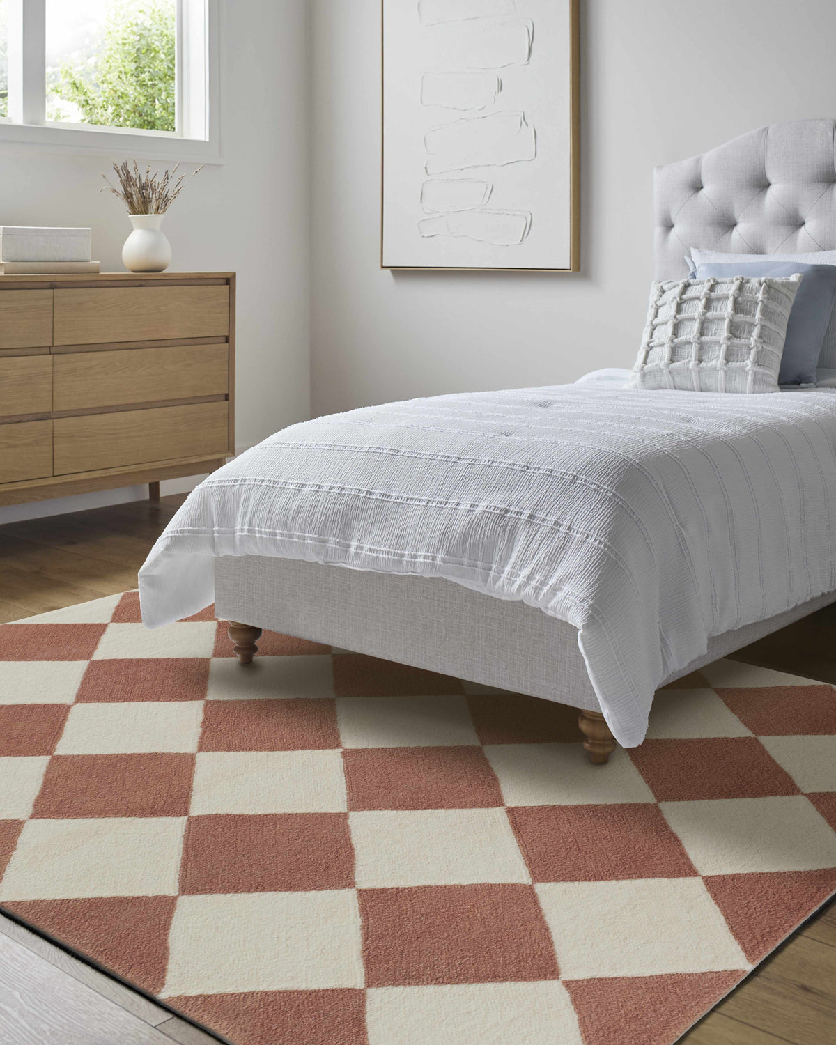 Almeda Diamond Washable Wool Rug
