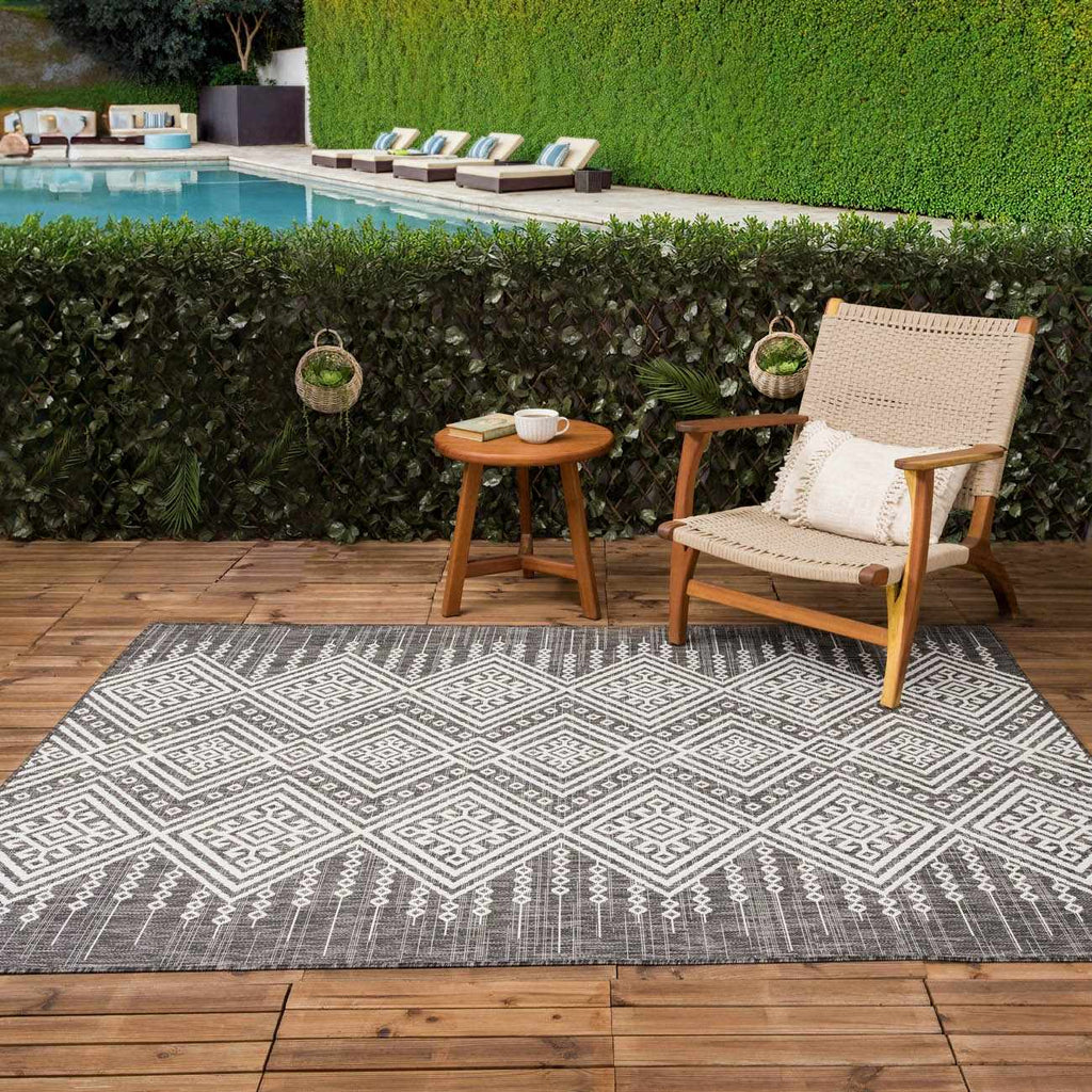 Frankville Black&White All Over Performance Outdoor Rug