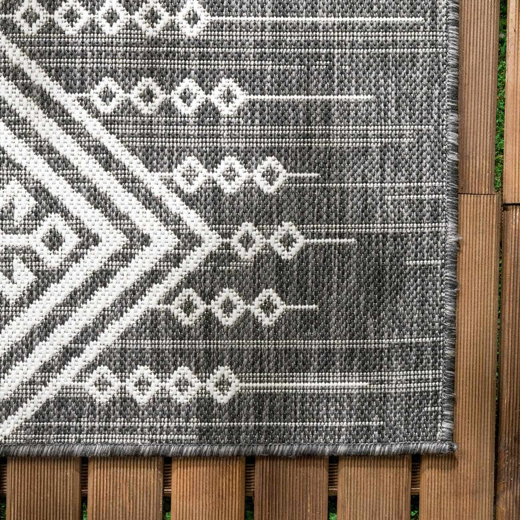 Frankville Black&White All Over Performance Outdoor Rug