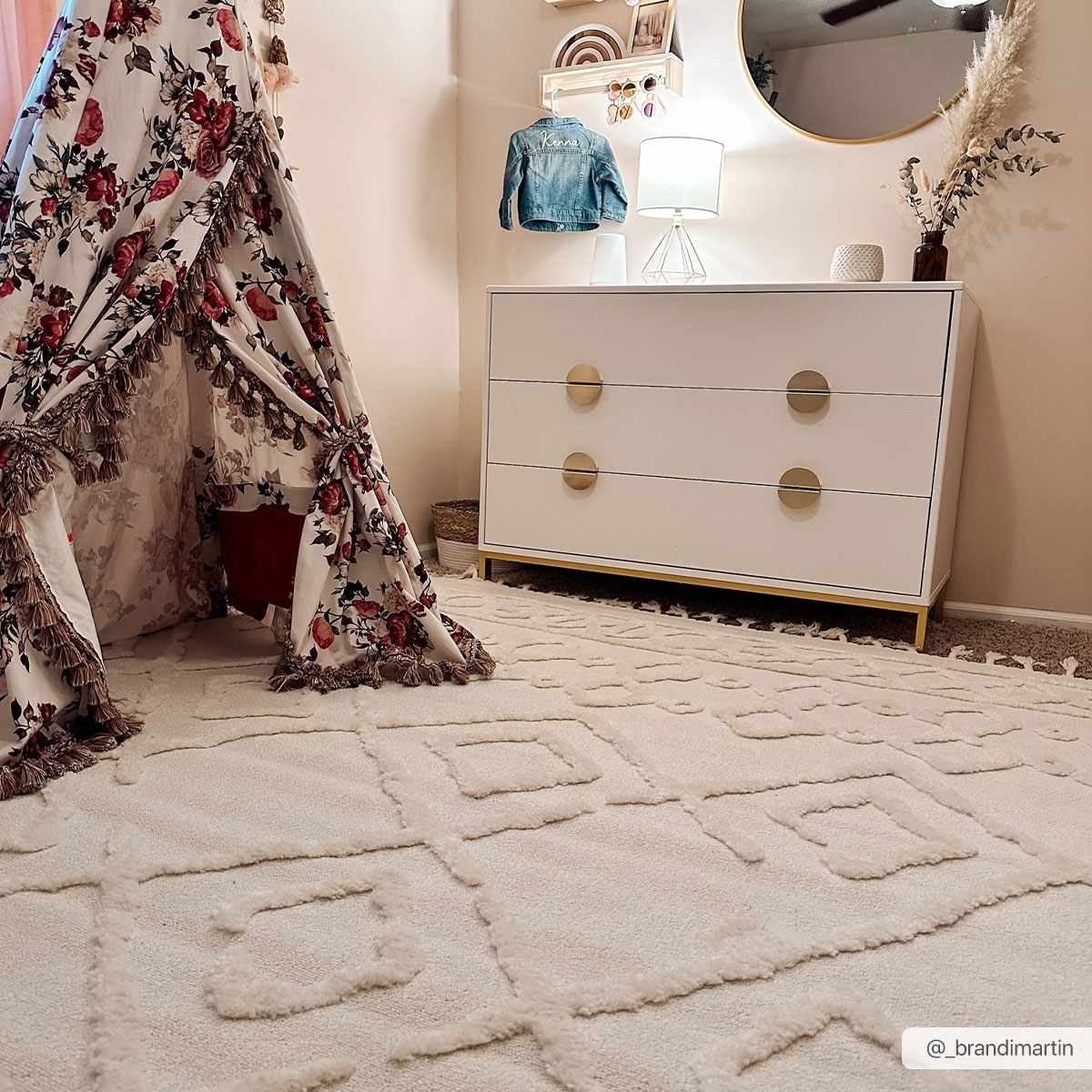 Gyundyukoru Area Rug - Clearance