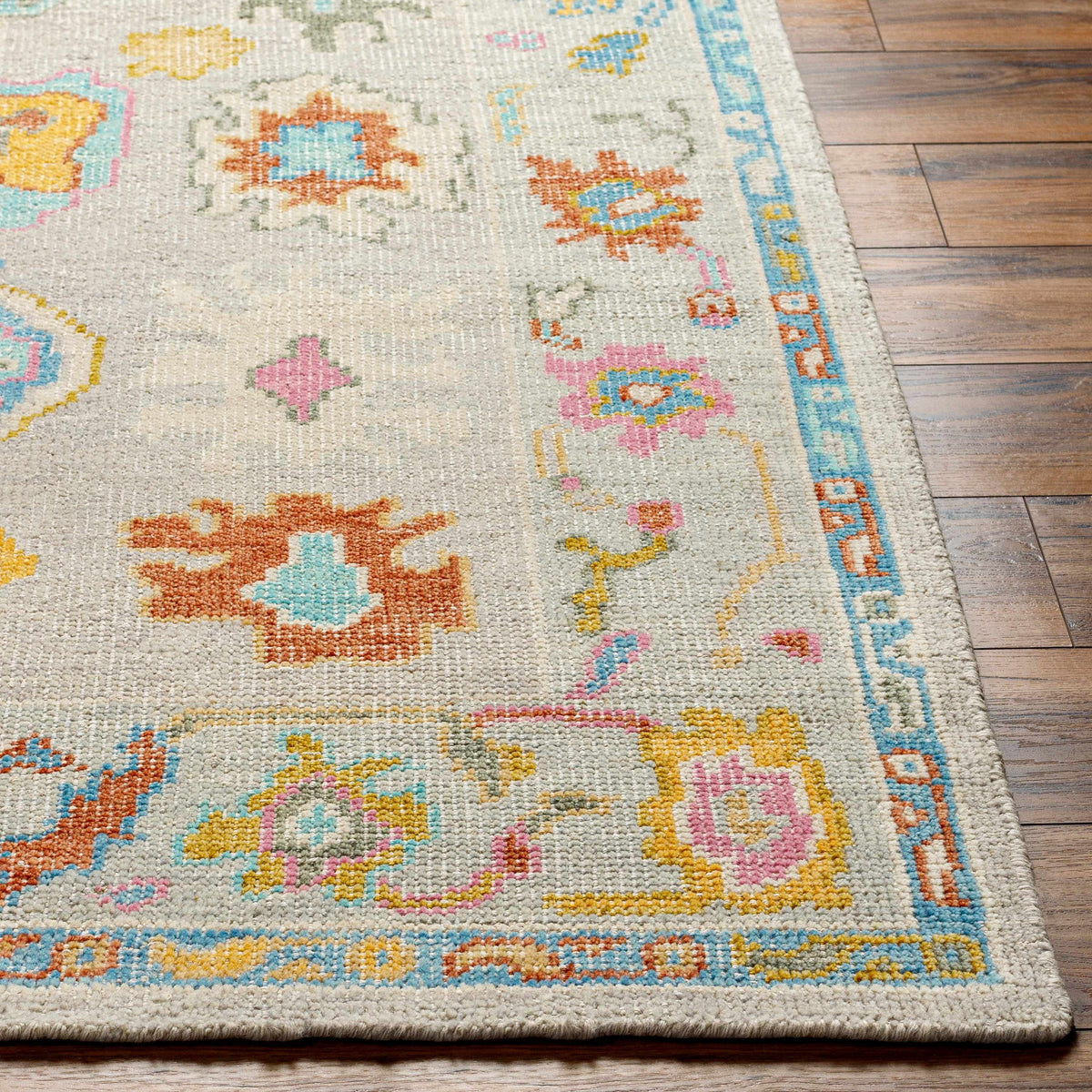 Kapaya Premium Wool Rug - Clearance