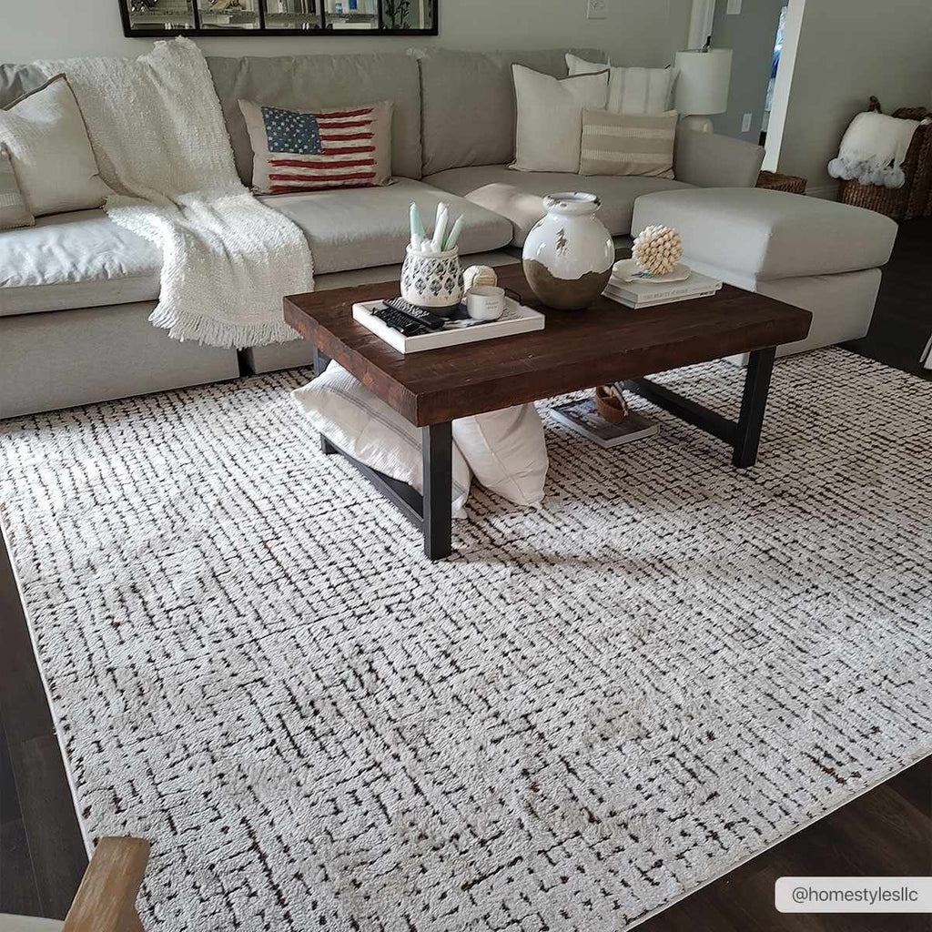 Keita Cream & Black Grid Plush Rug