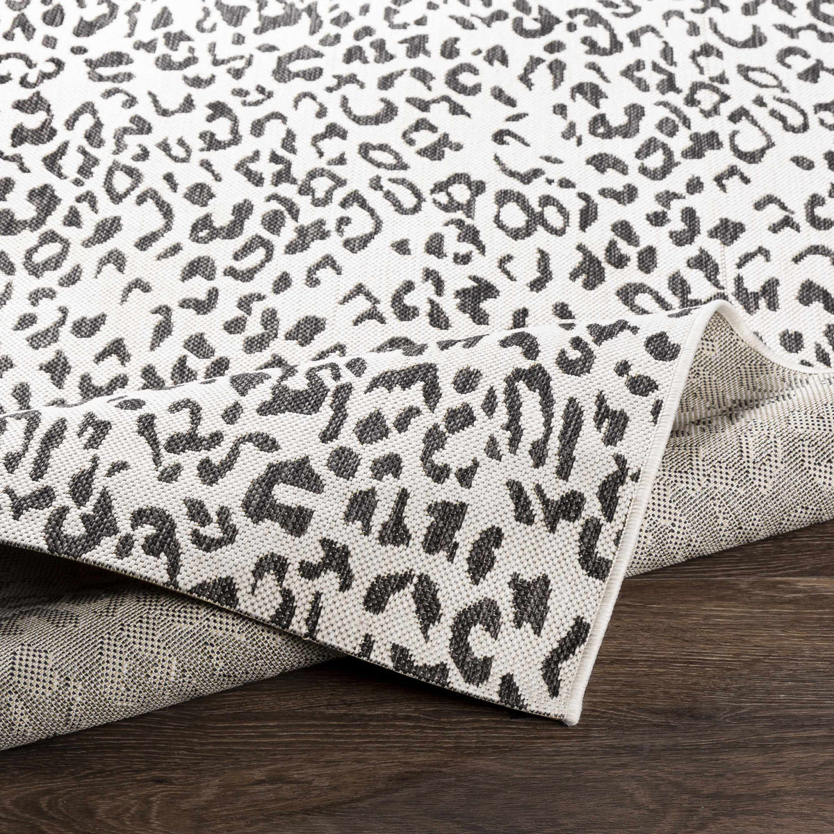 Alderbury White Leopard Print Outdoor Rug