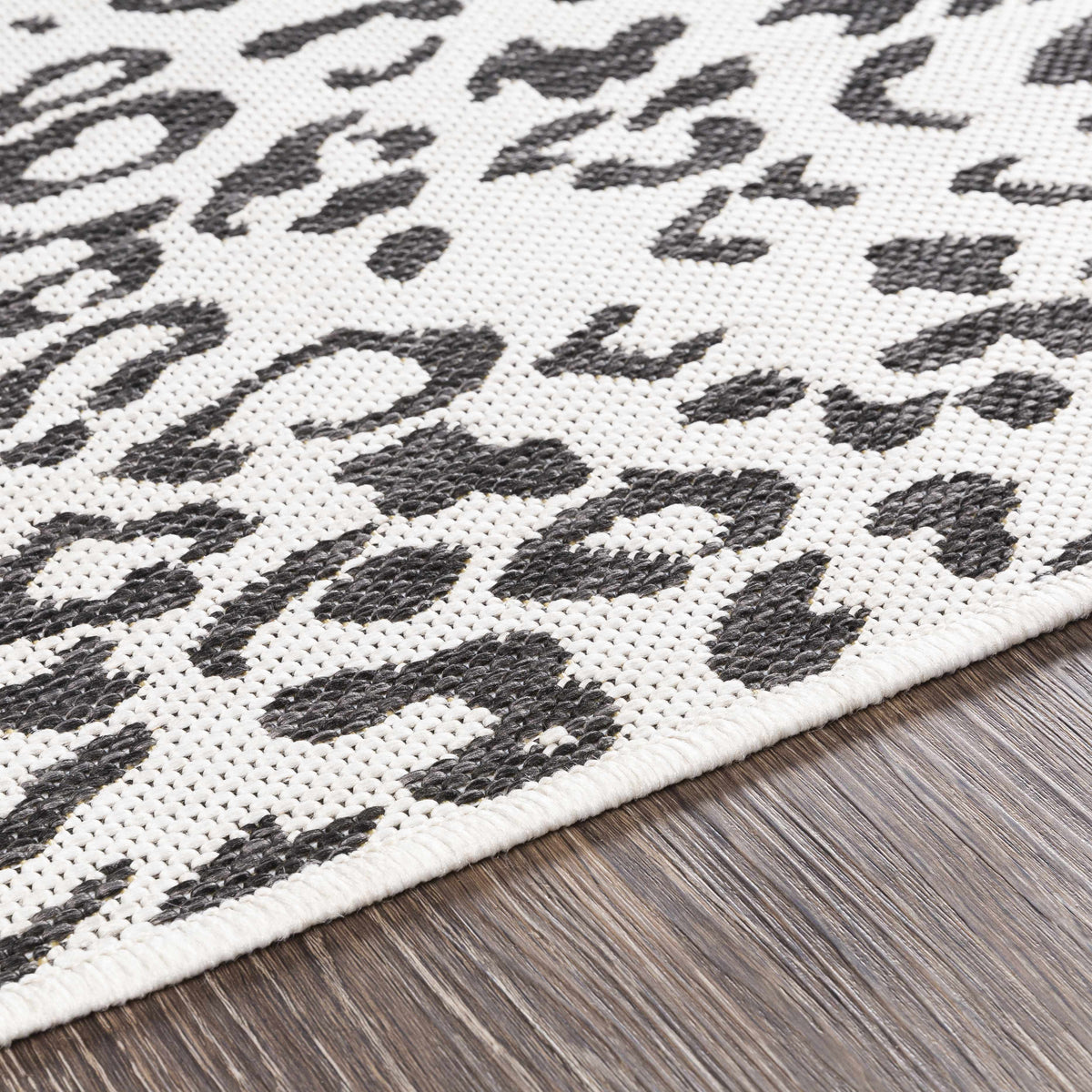 Alderbury White Leopard Print Outdoor Rug