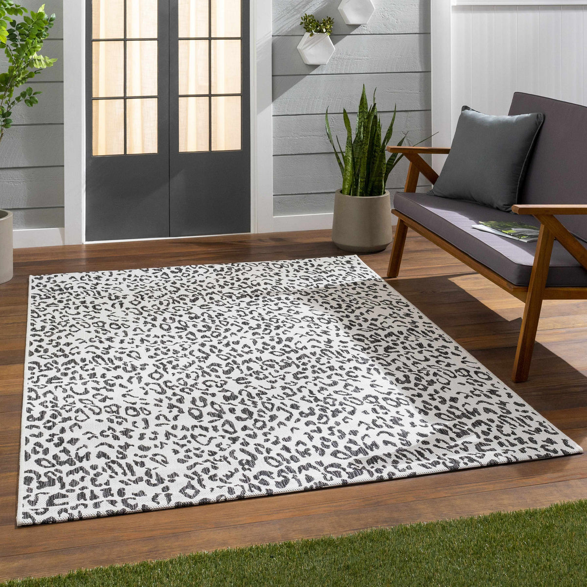 Alderbury White Leopard Print Outdoor Rug