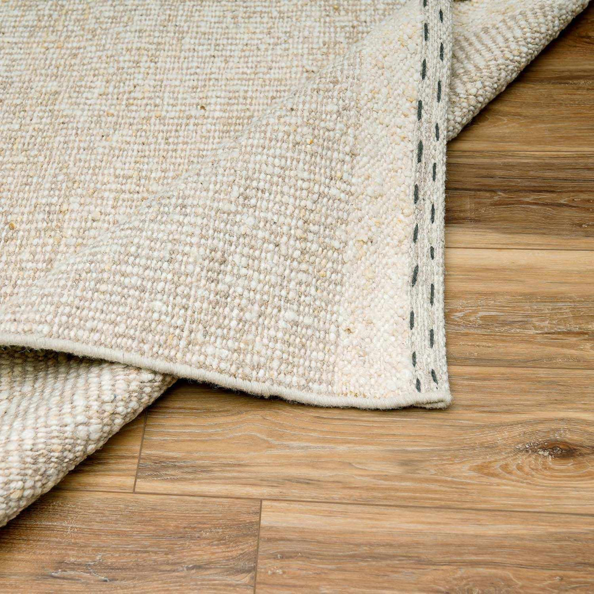 Manatal Flat Woven Wool Rug