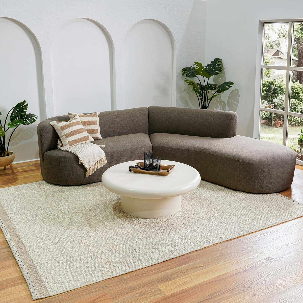 Manatal Flat Woven Wool Rug