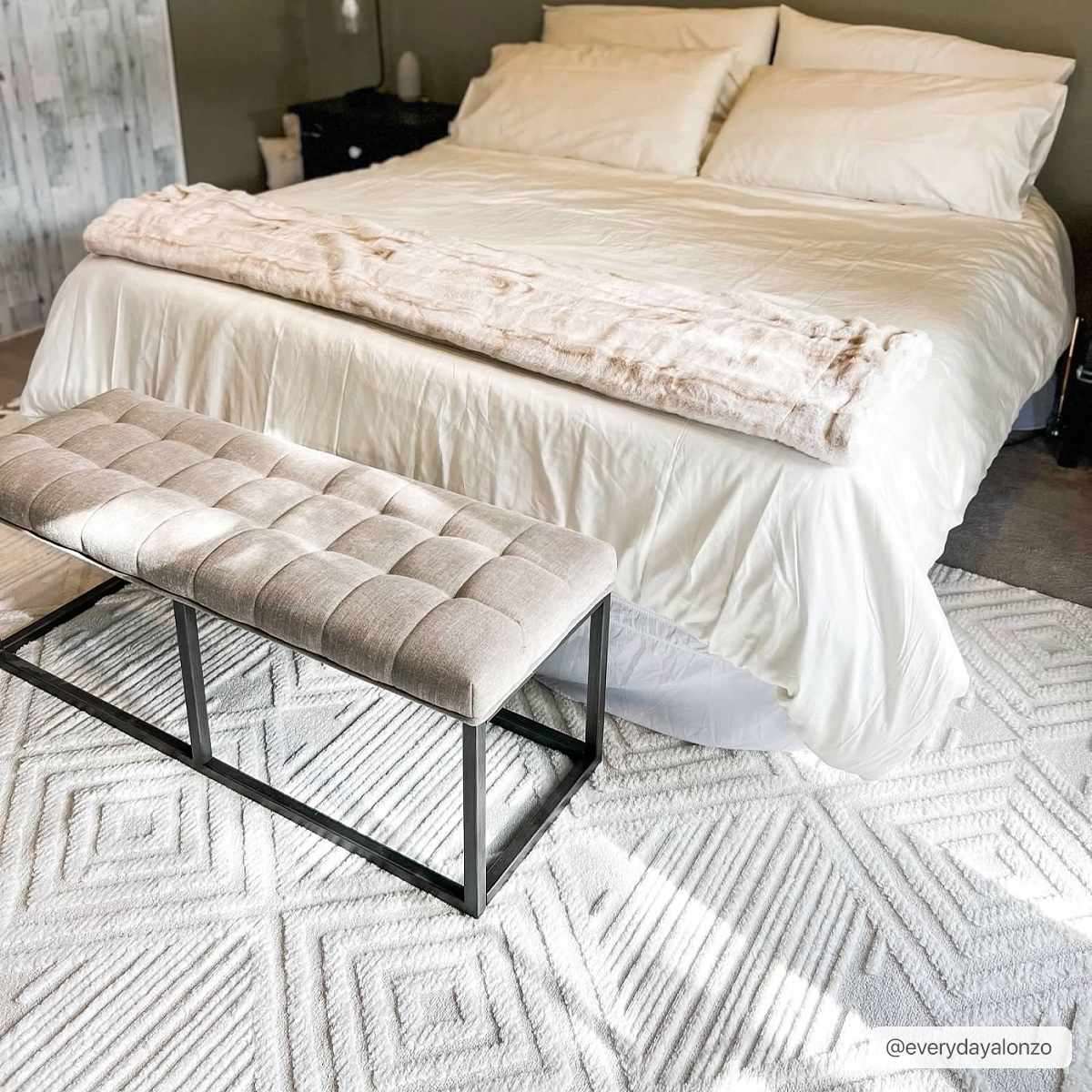 Manyas 3D Bone Area Rug with Tassels - Clearance