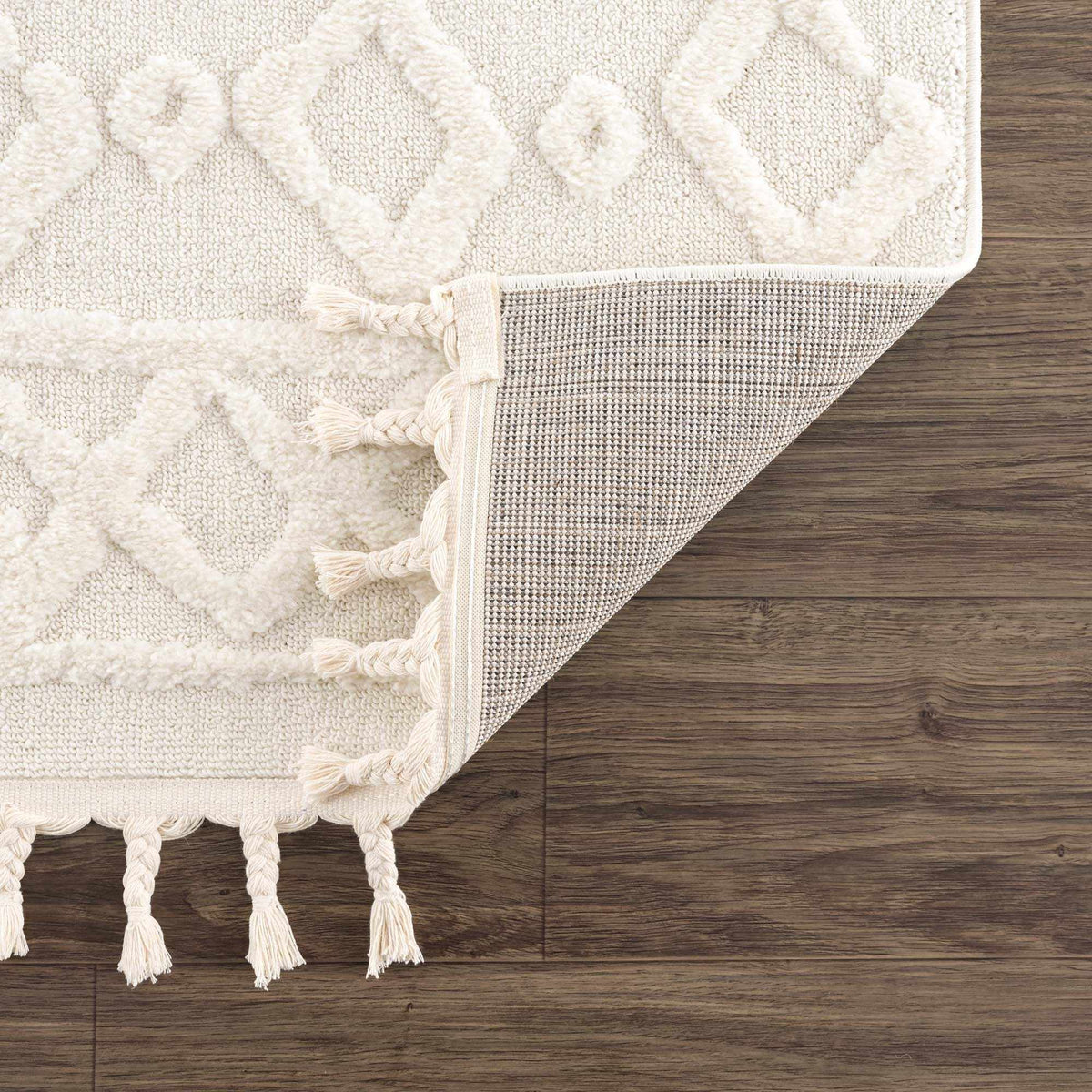 Gyundyukoru Area Rug - Clearance