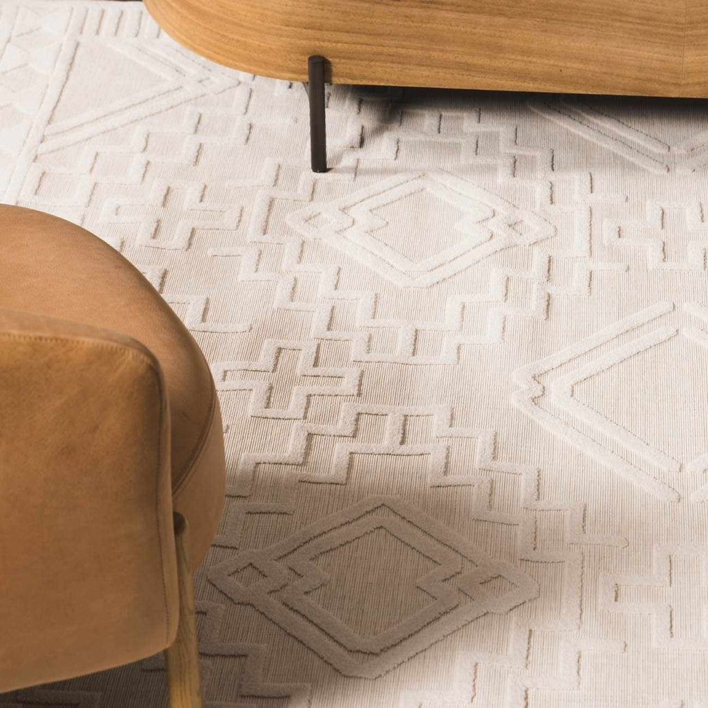 Plumtree 3D White Outdoor Rug