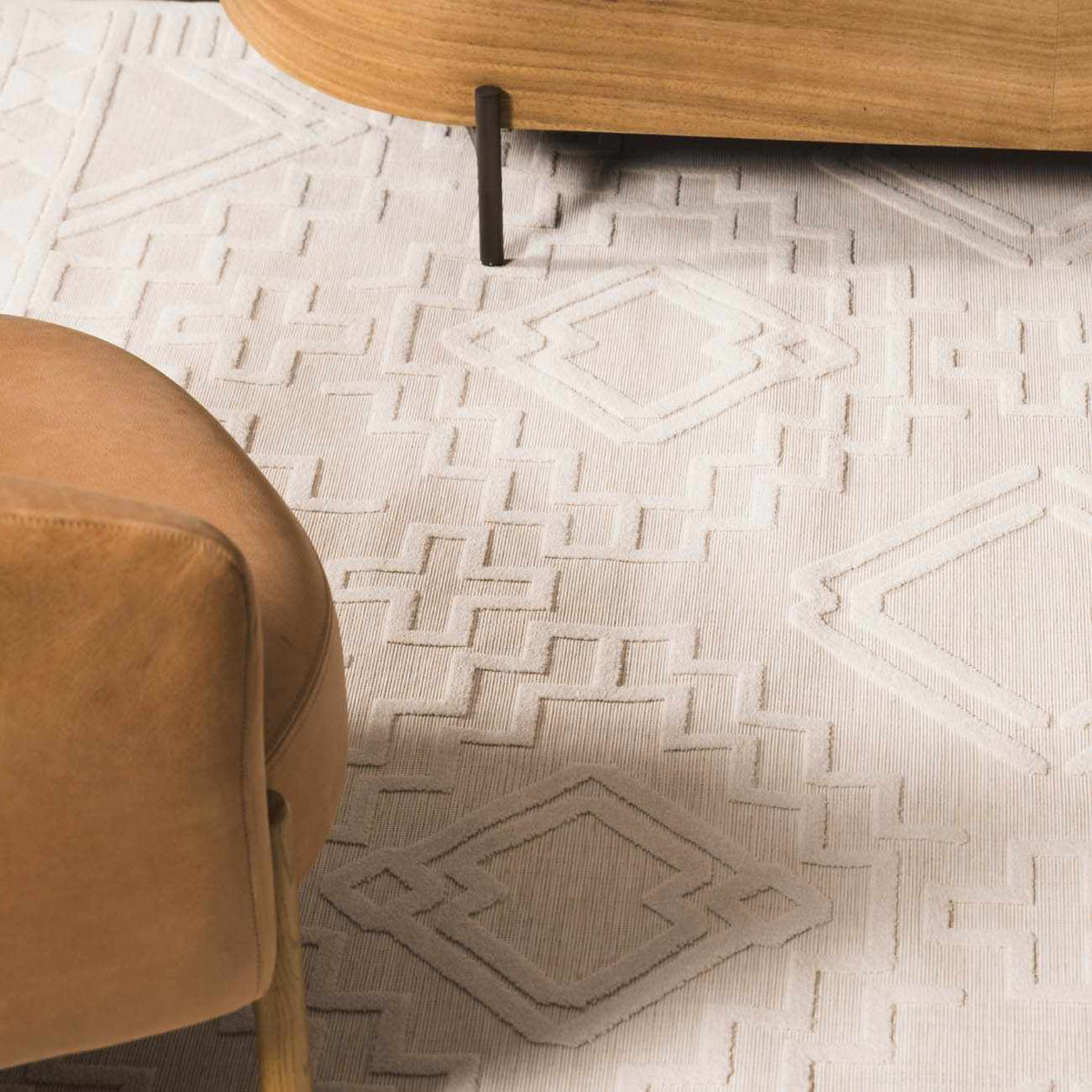 Plumtree 3D White Outdoor Rug