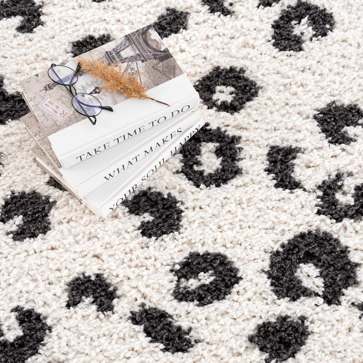 Zhen Black Spots Leopard Rug - Clearance