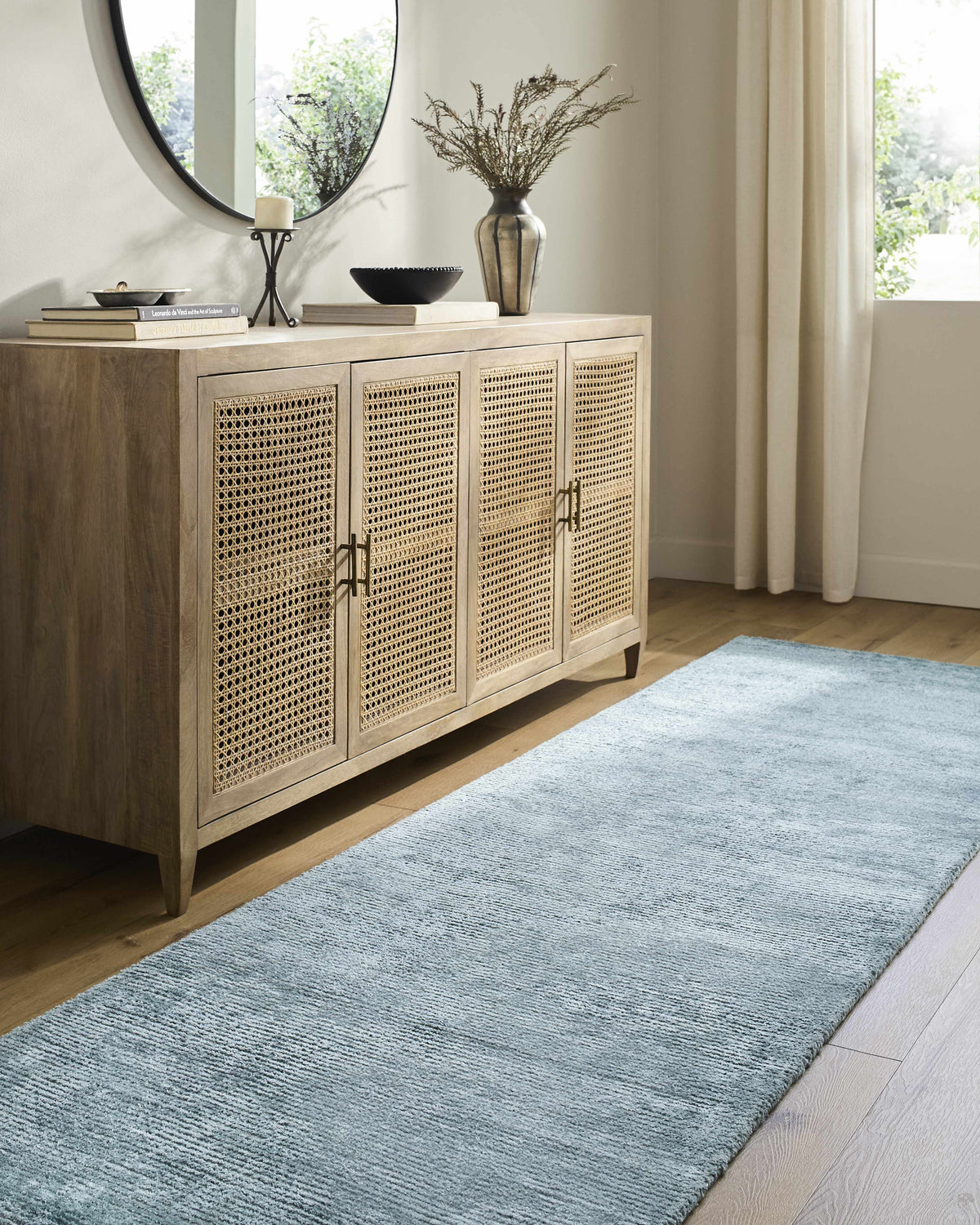 Nuray Area Rug