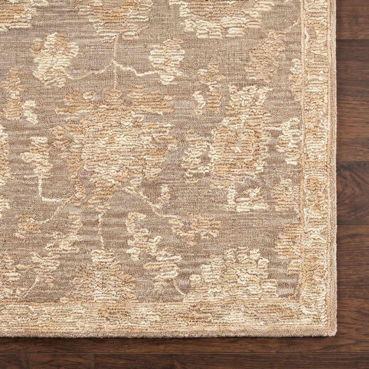 Danson Traditional Handmade Area Rug