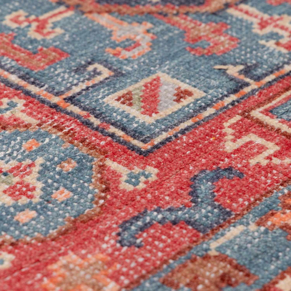 Uzundere Hand Knotted Wool & Cotton Area Rug