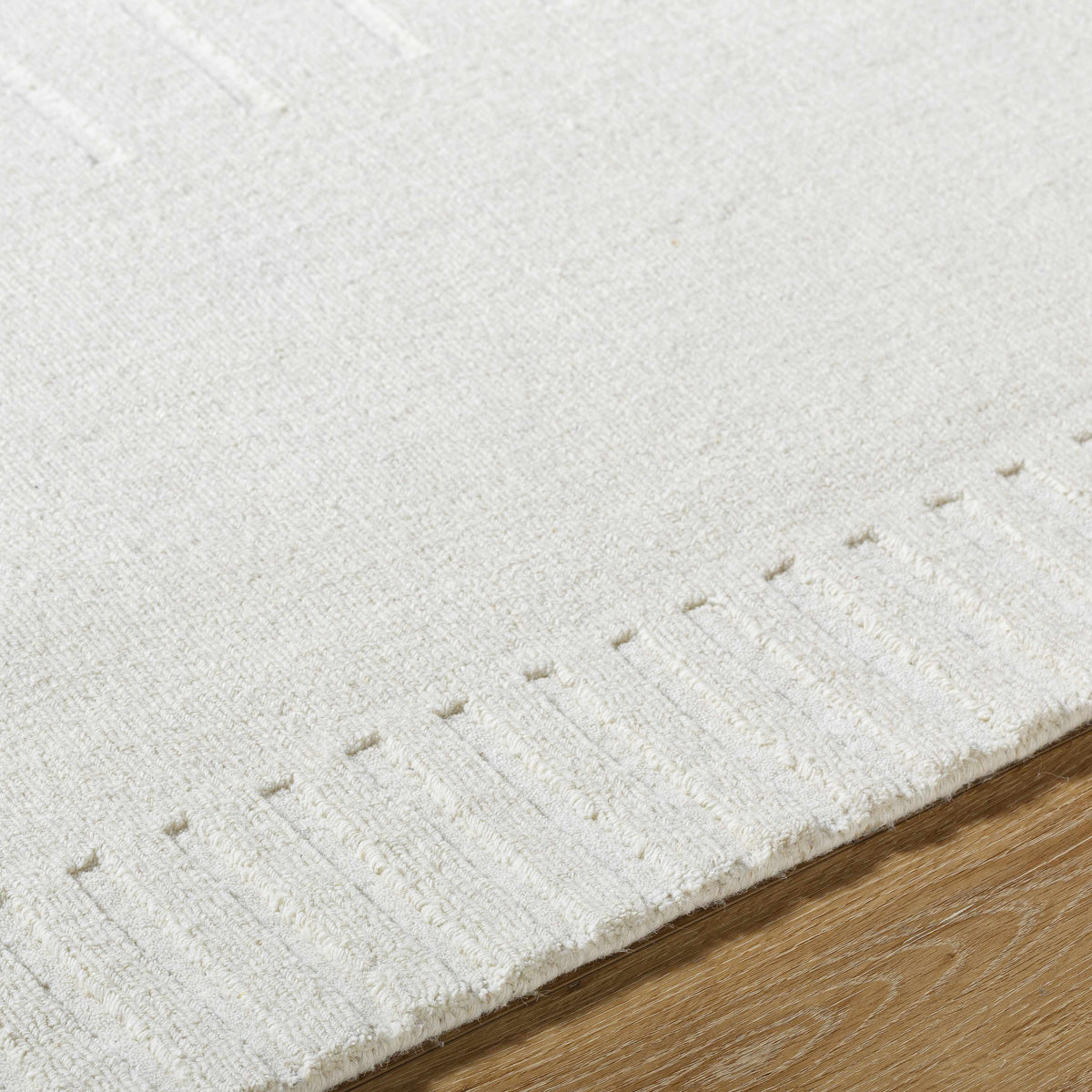 Arnona Off White Area Rug