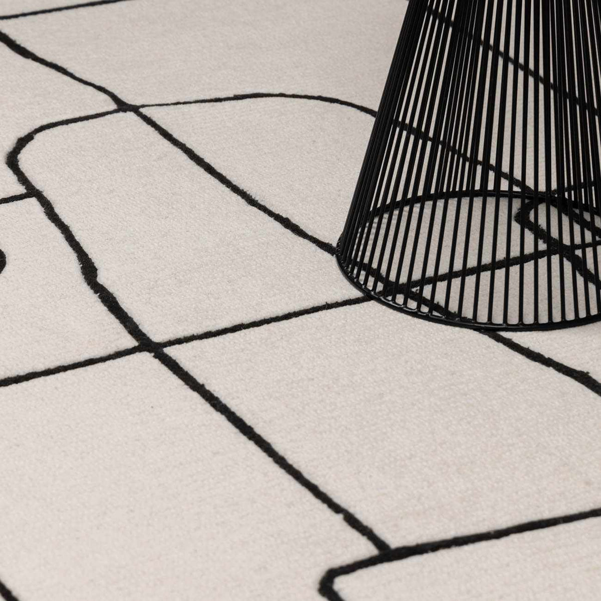 Vatsa Area Rug