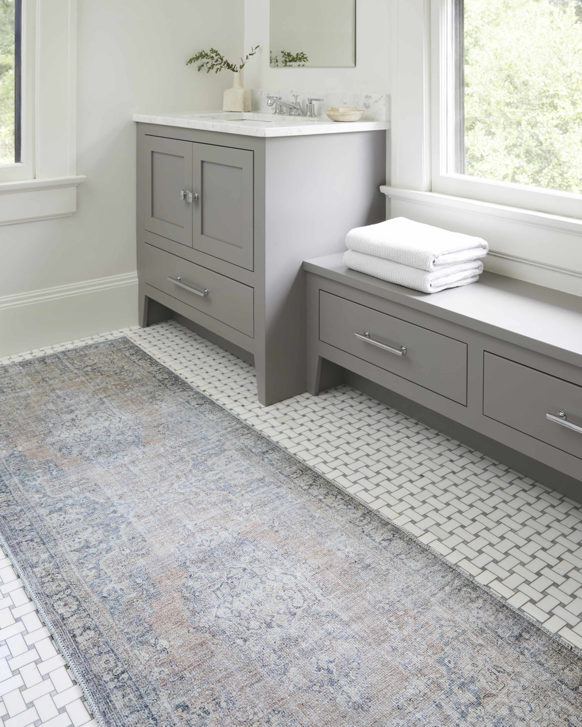 Darling Machine Woven Becki Owens x LIVABLISS BODA-2305 Washable Area Rug