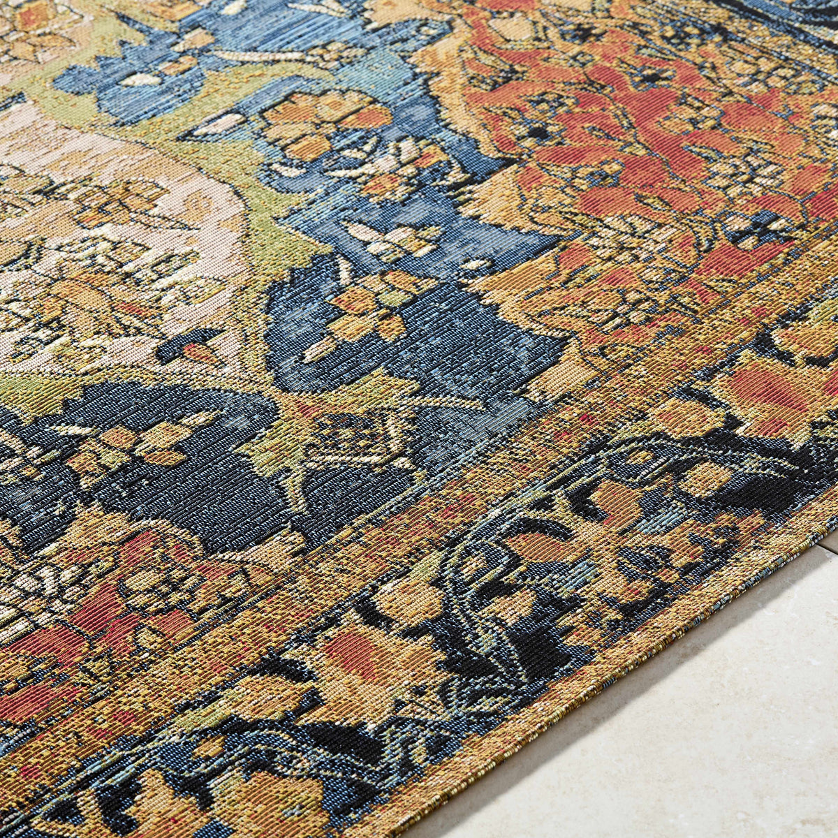 Zorea Traditional Outdoor Area Rug