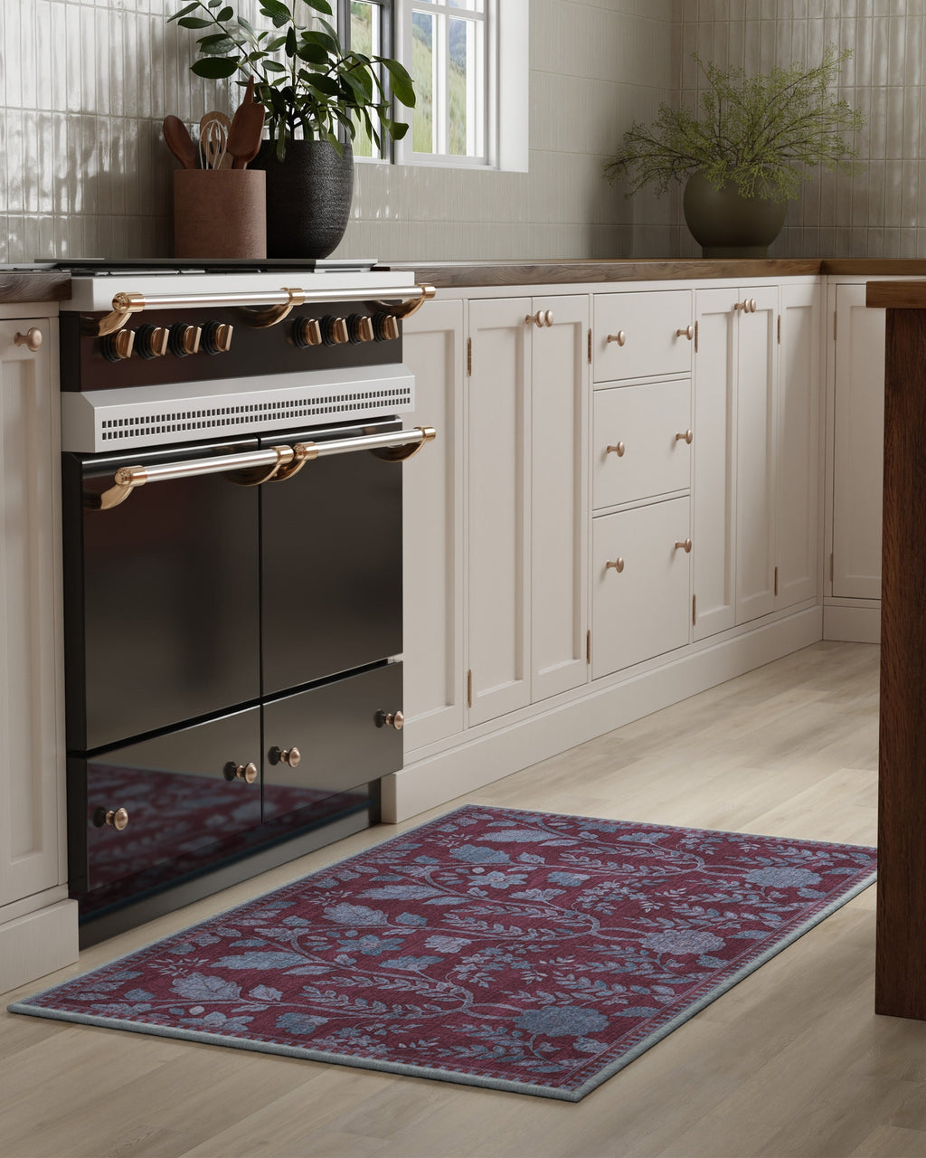 Aylin Burgundy & Blue Rug
