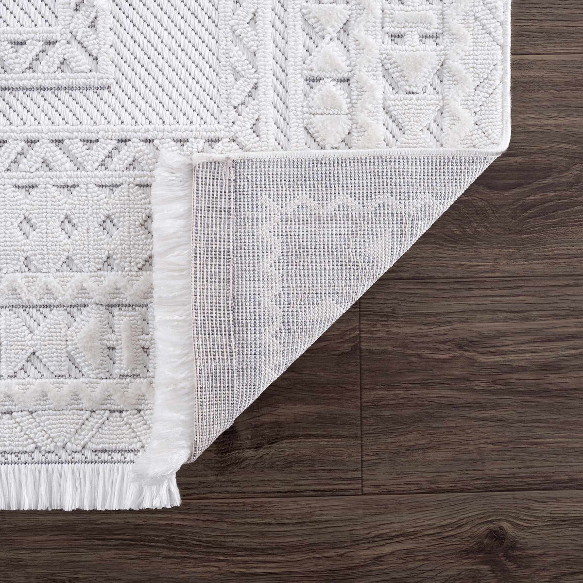 Ivory Alya 3D Medallion Fringe @Area Rug - Clearance
