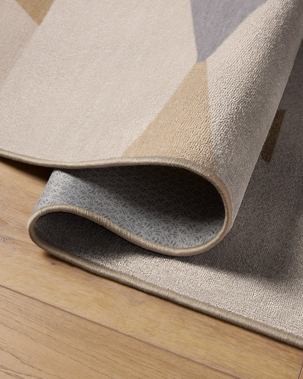 Bowtie Natural Rug by Jonathan Adler
