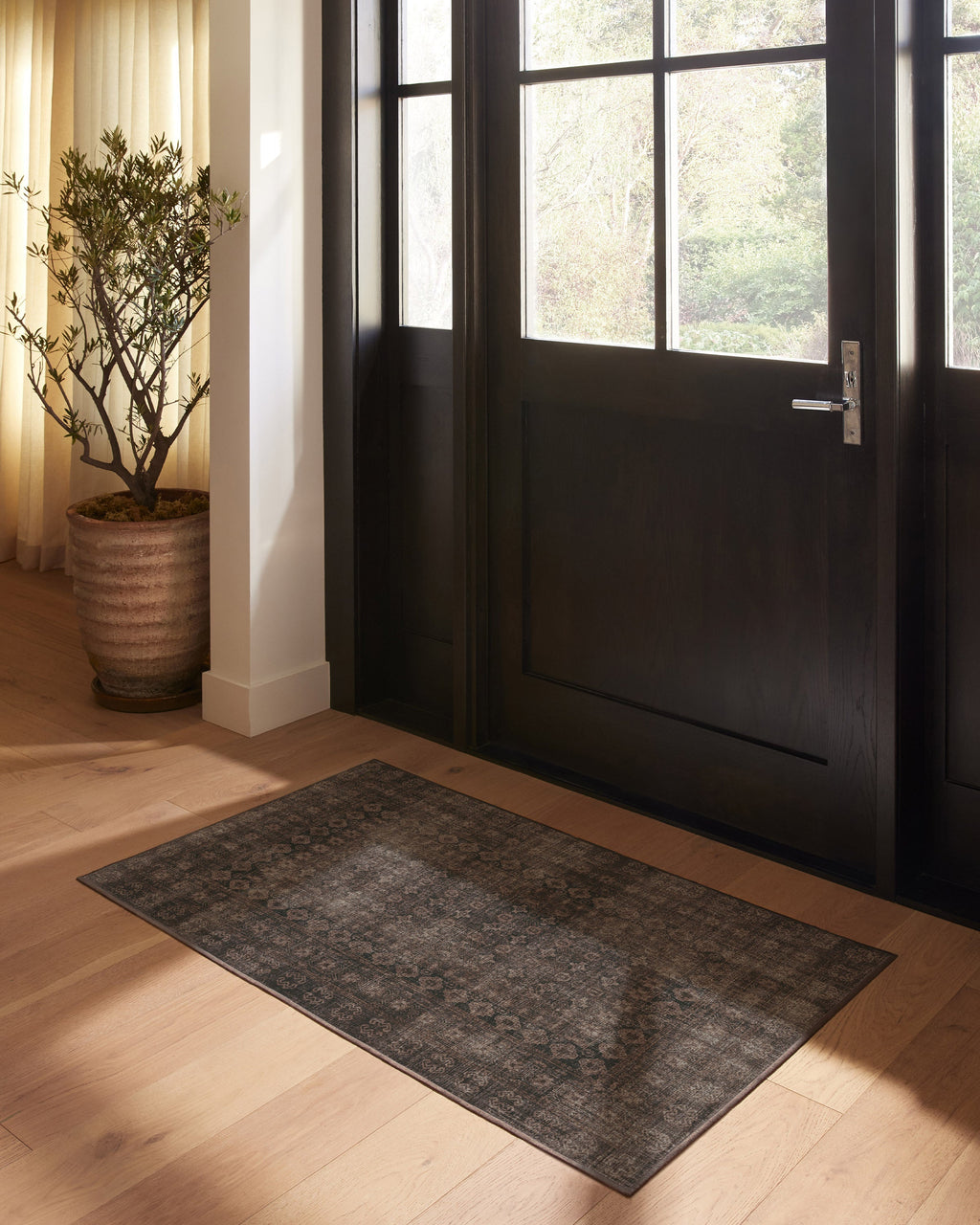 Cyrus Black Flatwoven Rug