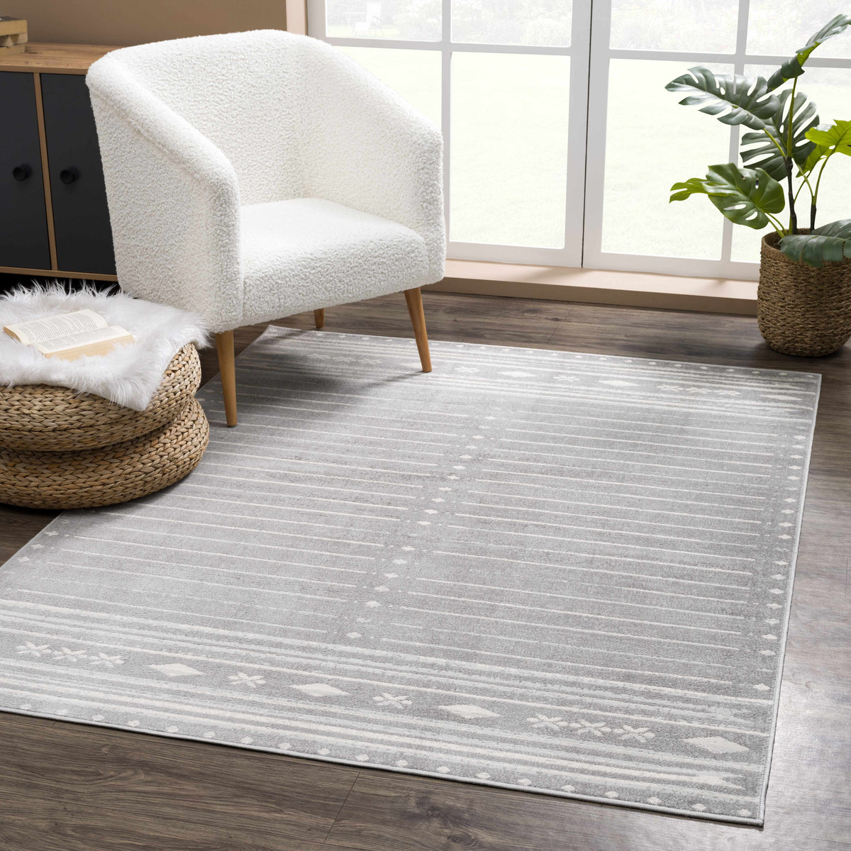 Tigri Aztec Ivory & Gray 2324 Area Rug - Clearance