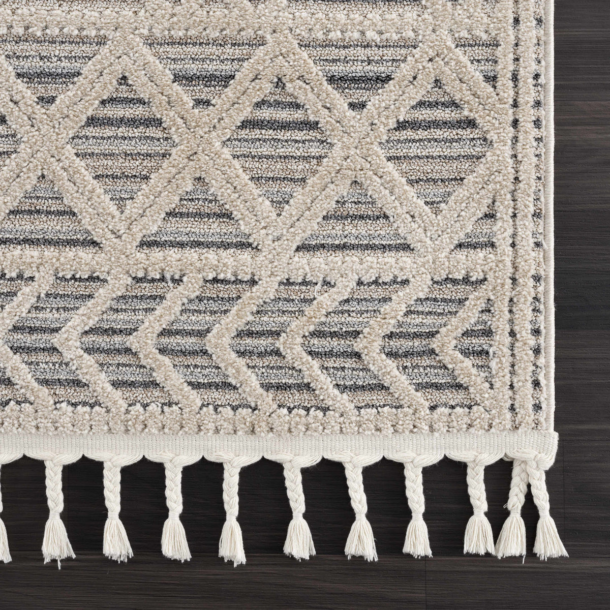 Magnolia Cream 2300 Area Rug - Clearance