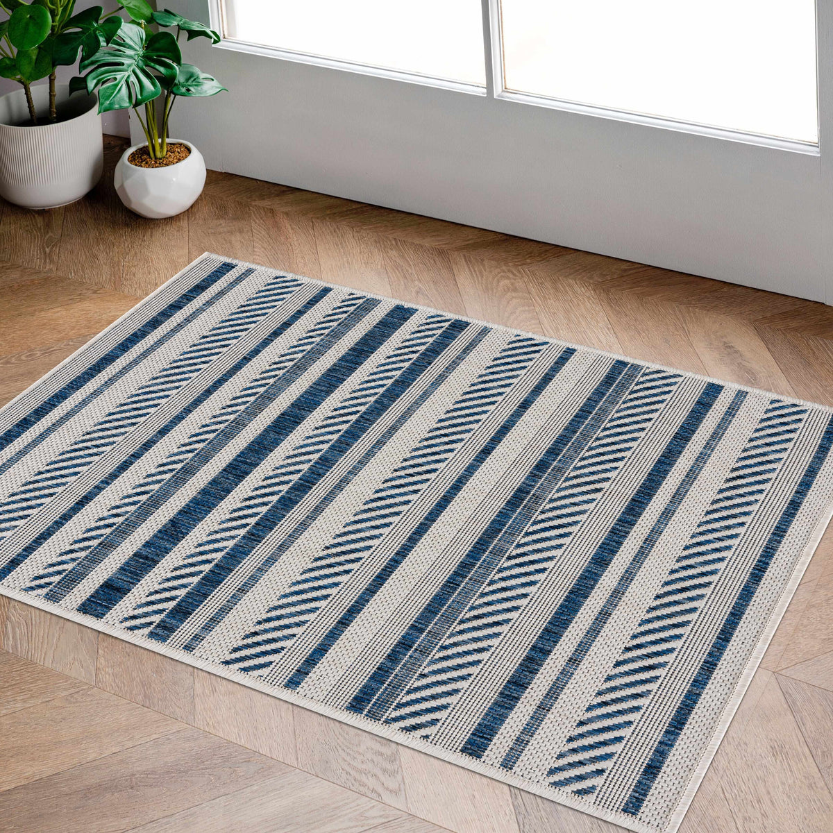 Olin White&Blue Striped Nordic Outdoor Rug