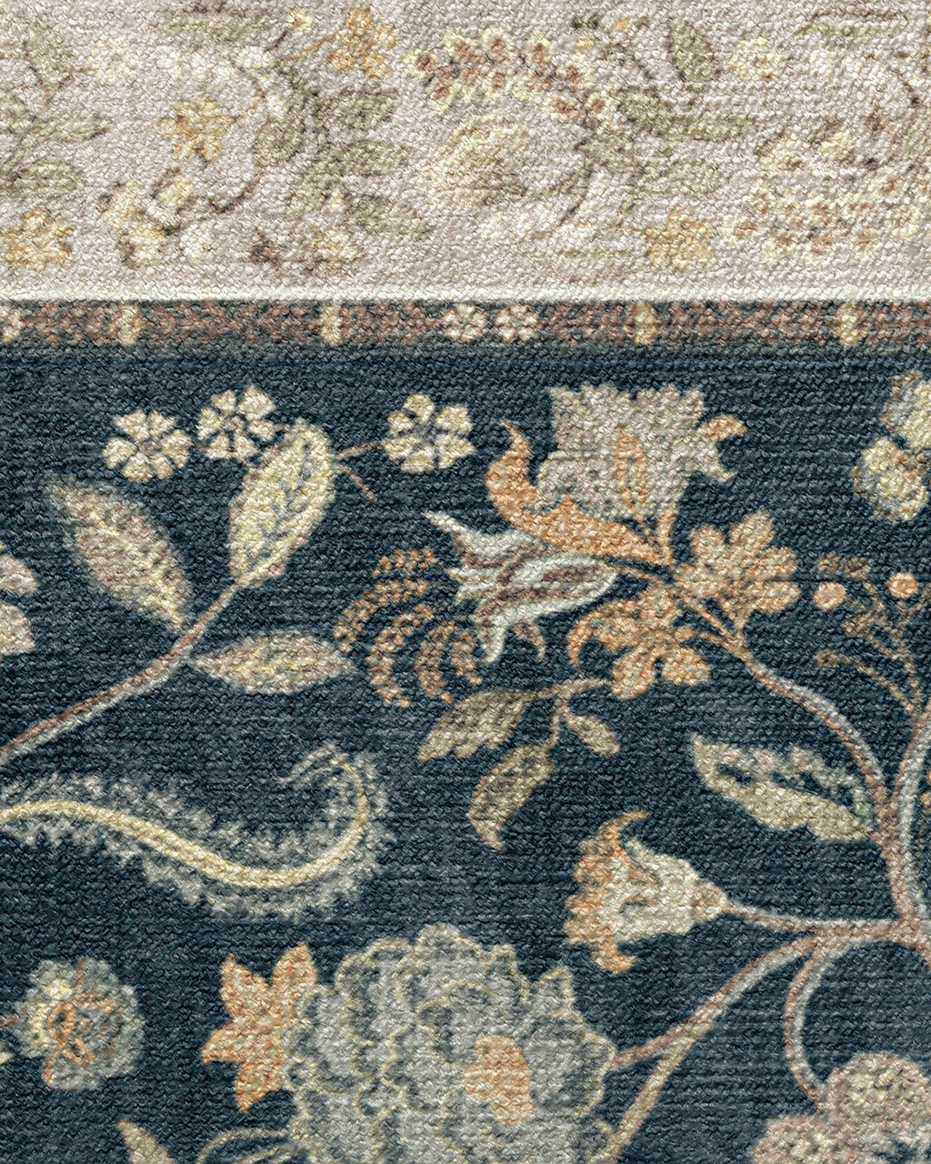 Ester Soft Black Tufted Rug