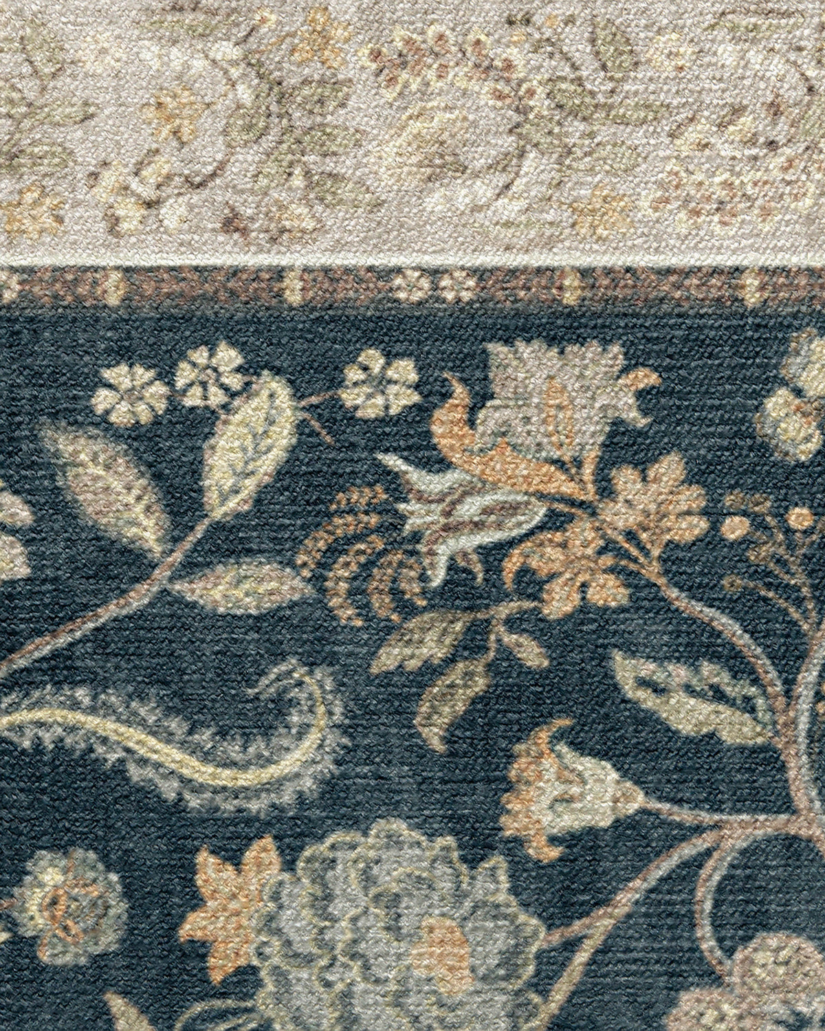 Ester Soft Black Tufted Rug