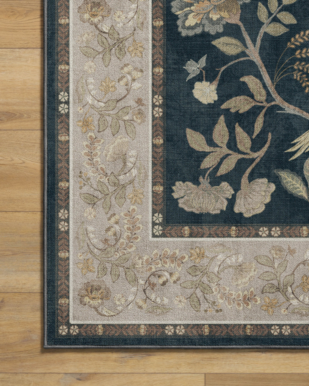 Ester Soft Black Tufted Rug