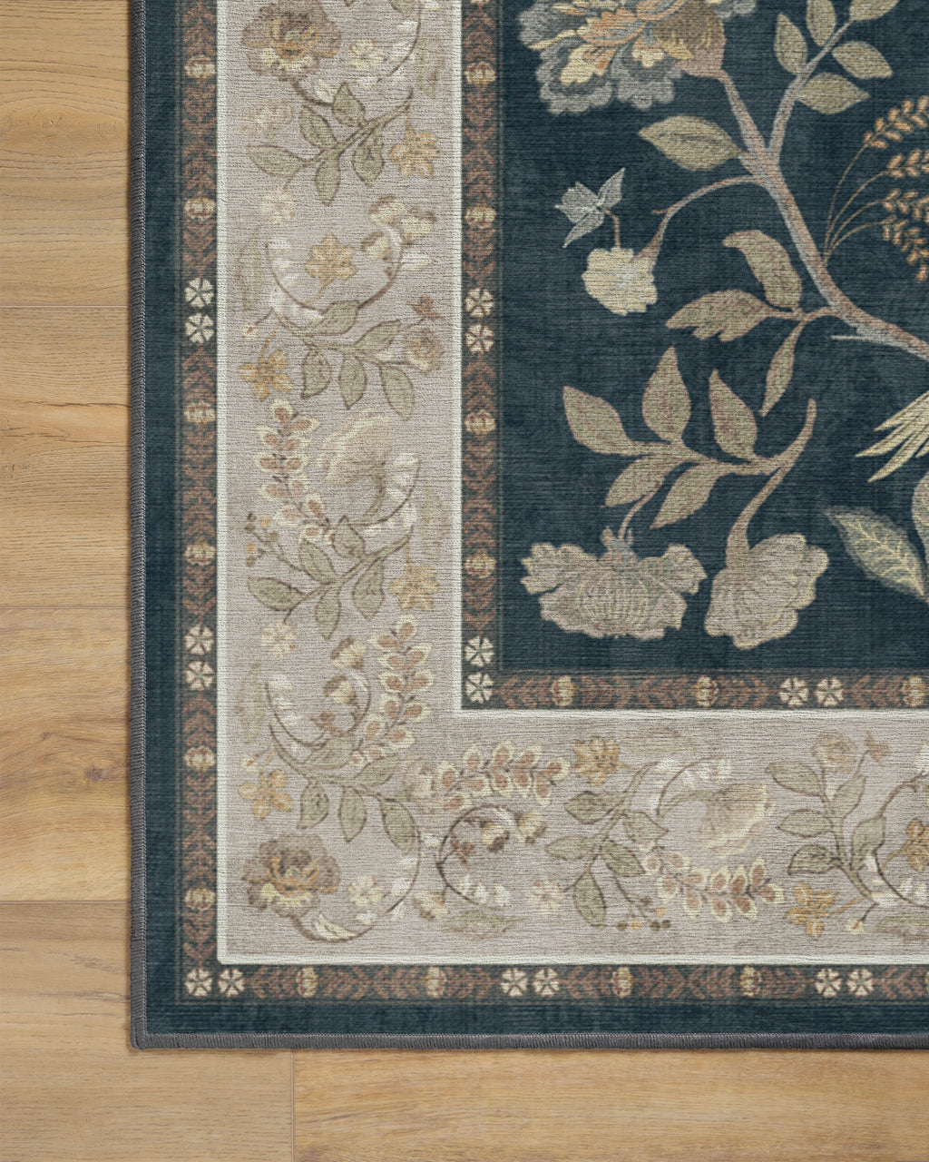 Ester Soft Black Flatwoven Rug