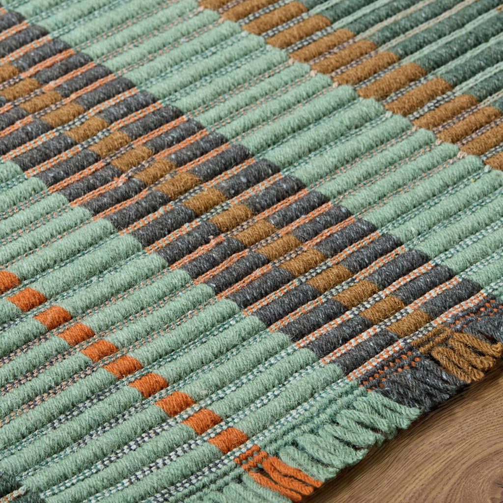 Darius Green Traditional Area Rug