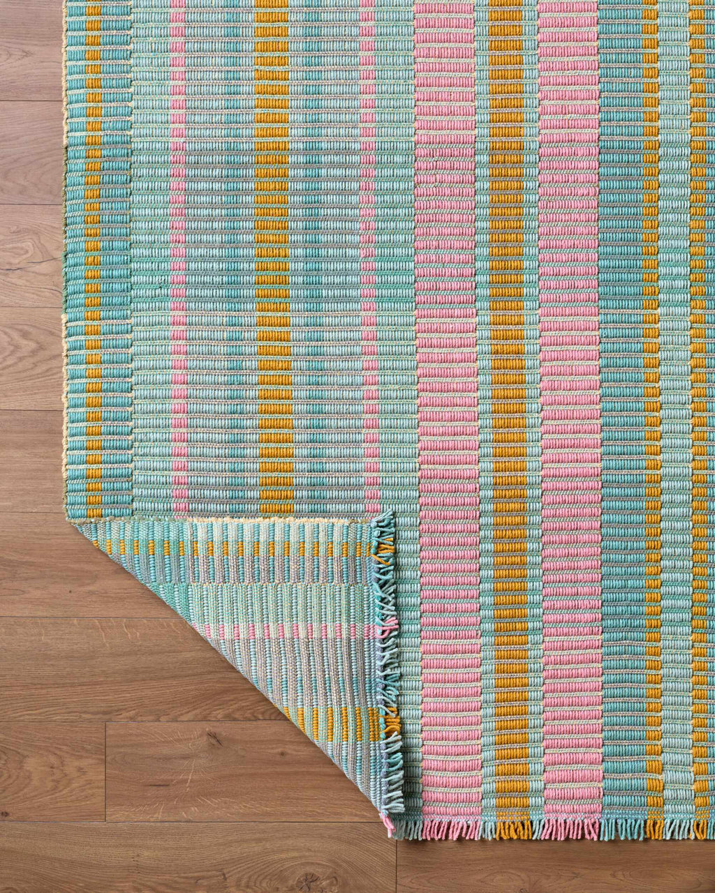 Jamari Colorful Traditional Area Rug