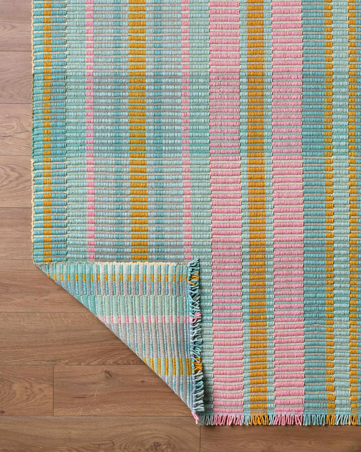 Jamari Colorful Traditional Area Rug