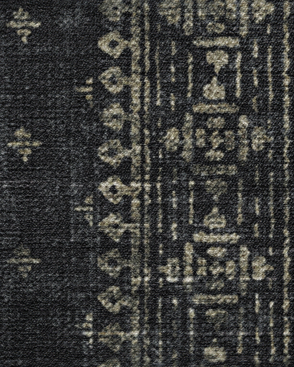 Fernanda Black Rug