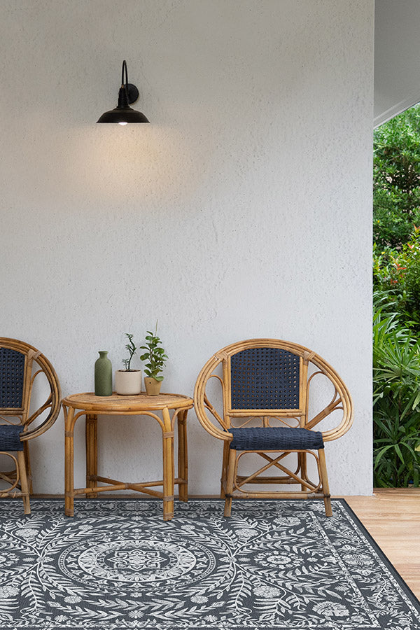 Fontaine Black Outdoor Rug